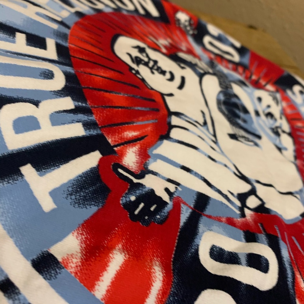 NWT TRUE RELIGION SHIRT